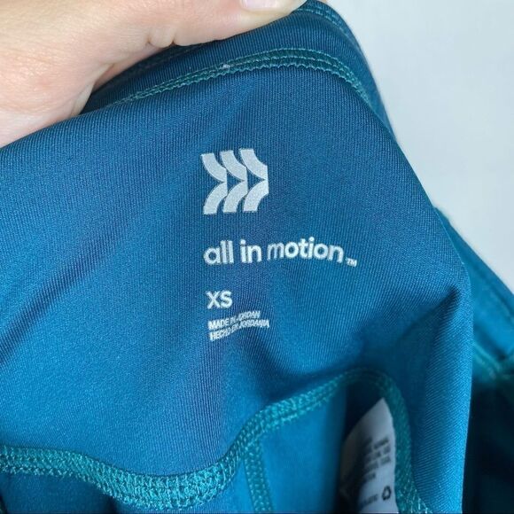 All in Motion Green Teal Leggings with Pockets - Picture 4 of 7